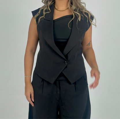 Tailored Vest in Black