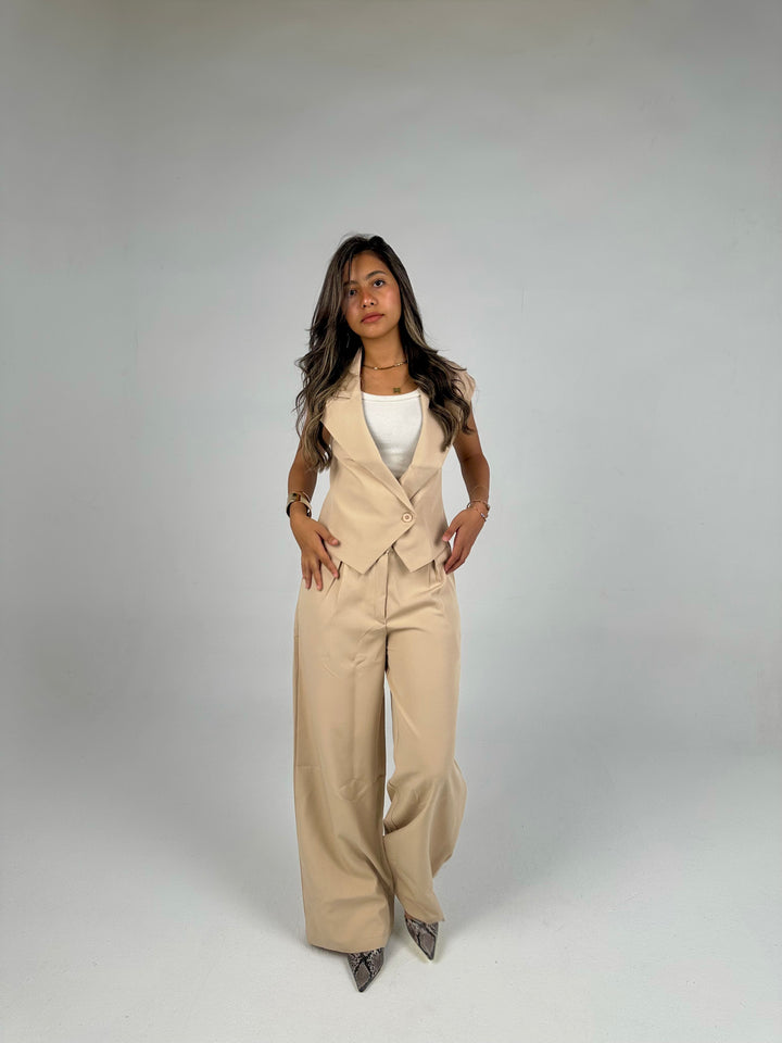 Tailored Pants in Beige