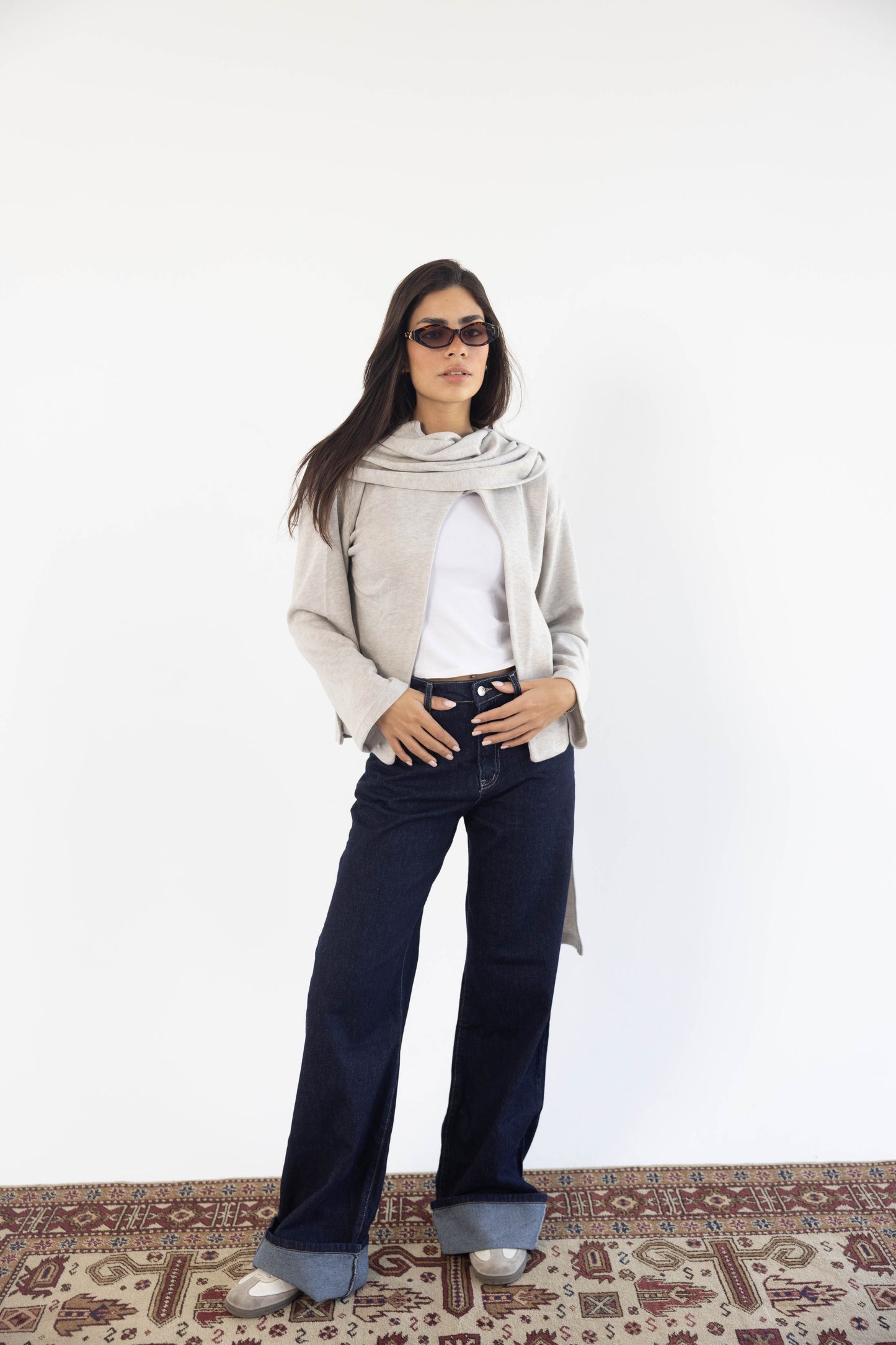 Scarf Cardigan in Greish