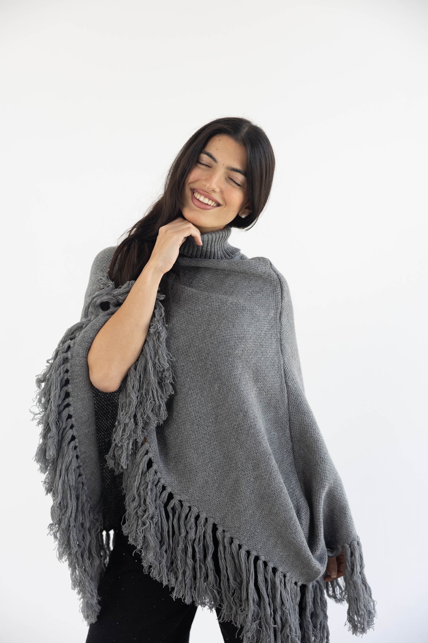 Poncho in Grey